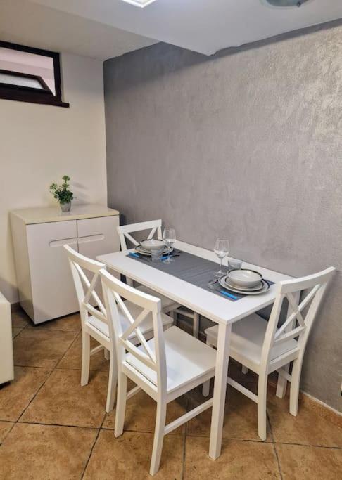 Casa Vacanza Castello 卡利亚里 外观 照片